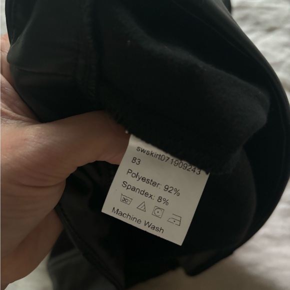 Black soft bodycon leather mini skirt - BUNDLE AND MAKE AN OFFER - Picture 2 of 2